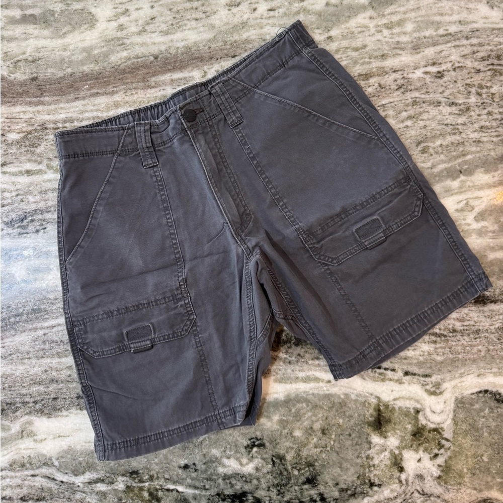 Men’s shorts size 30